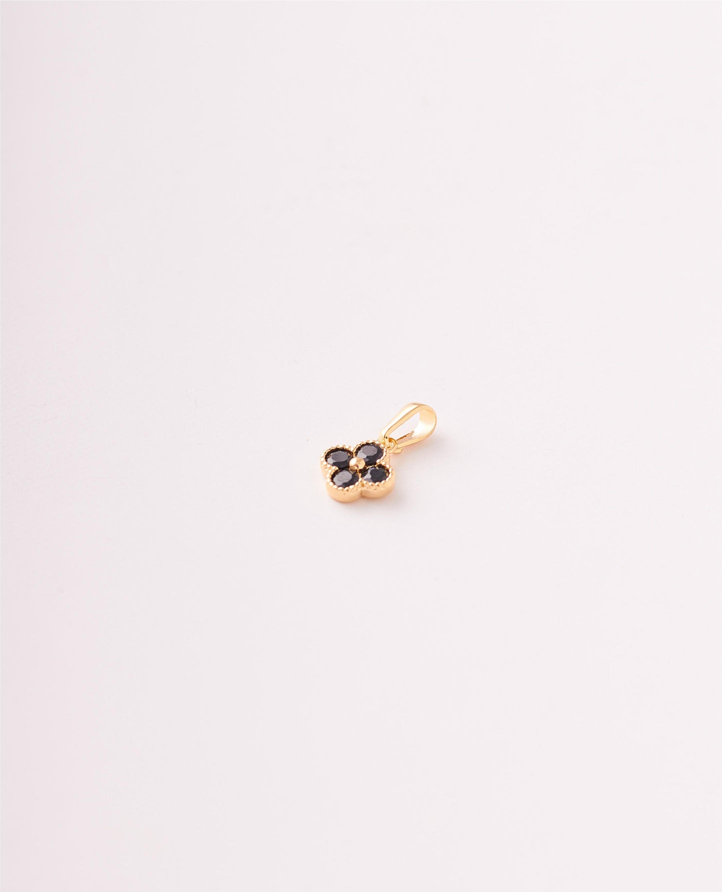 DIJE VAN CLEEF CIRCON NEGRO PEQUEÃO - 11X16MM