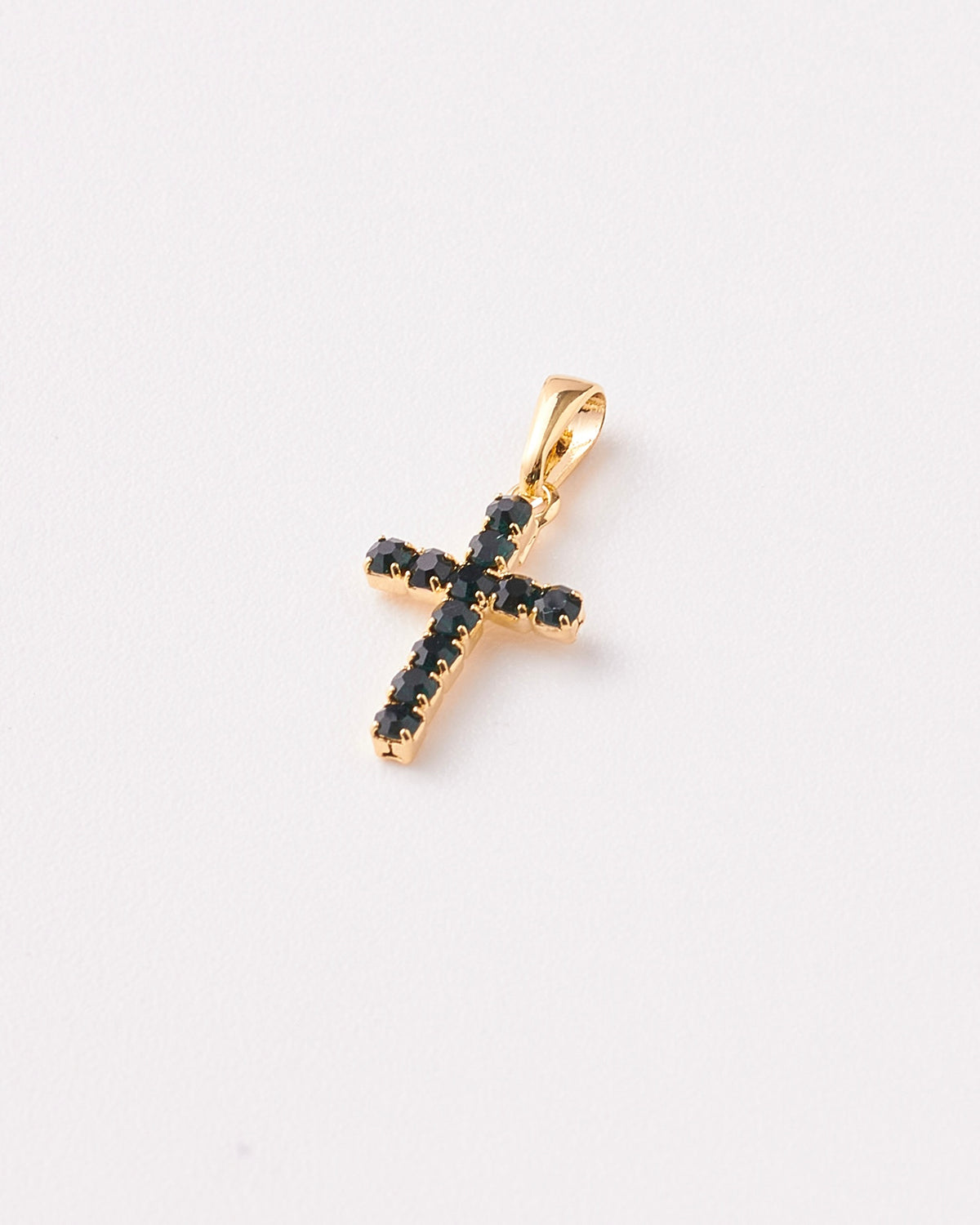 Dije Cruz En Circones - 24mm x 10mm