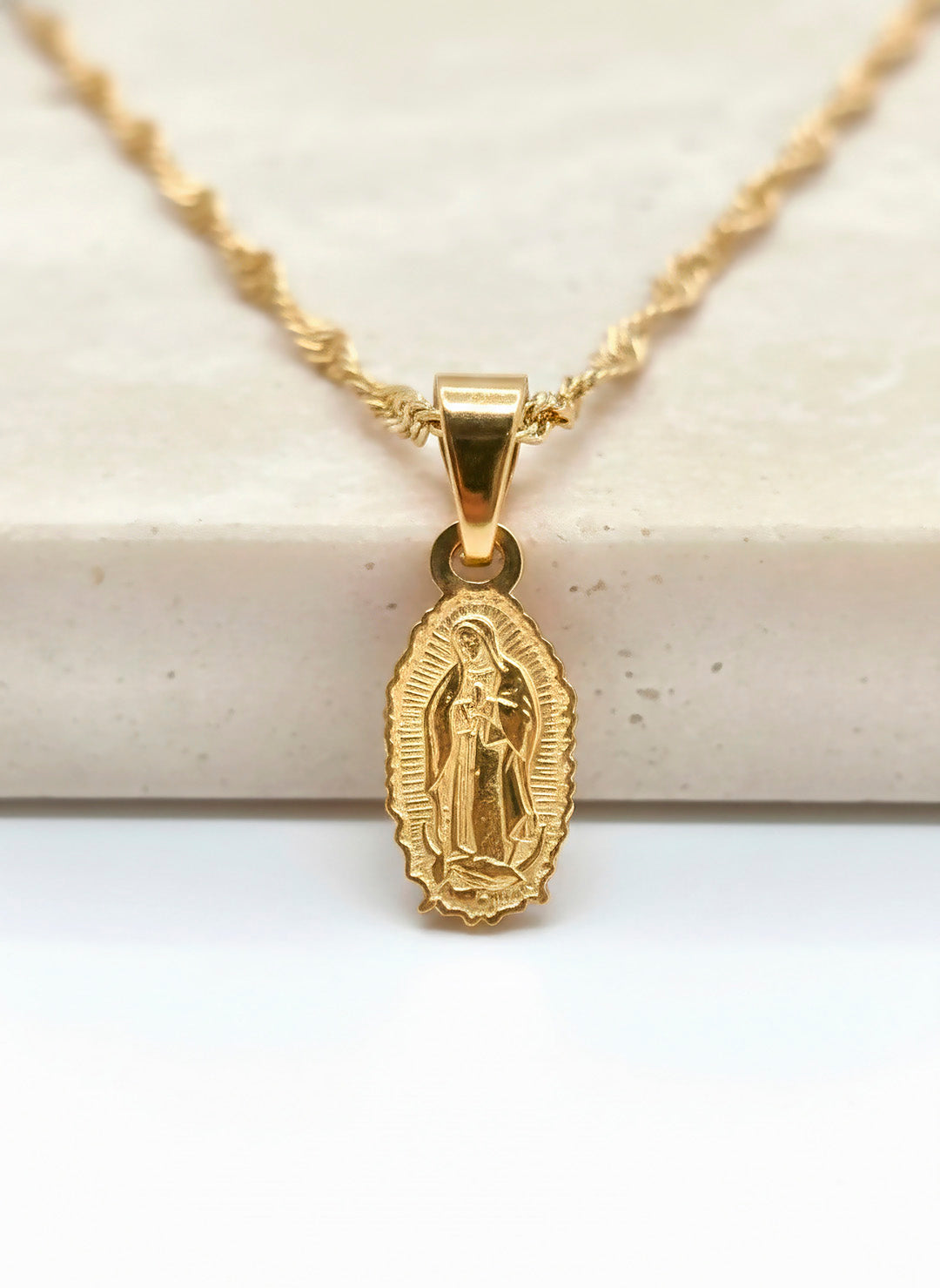 Set Cadena Singapur + Dije Virgen de Guadalupe