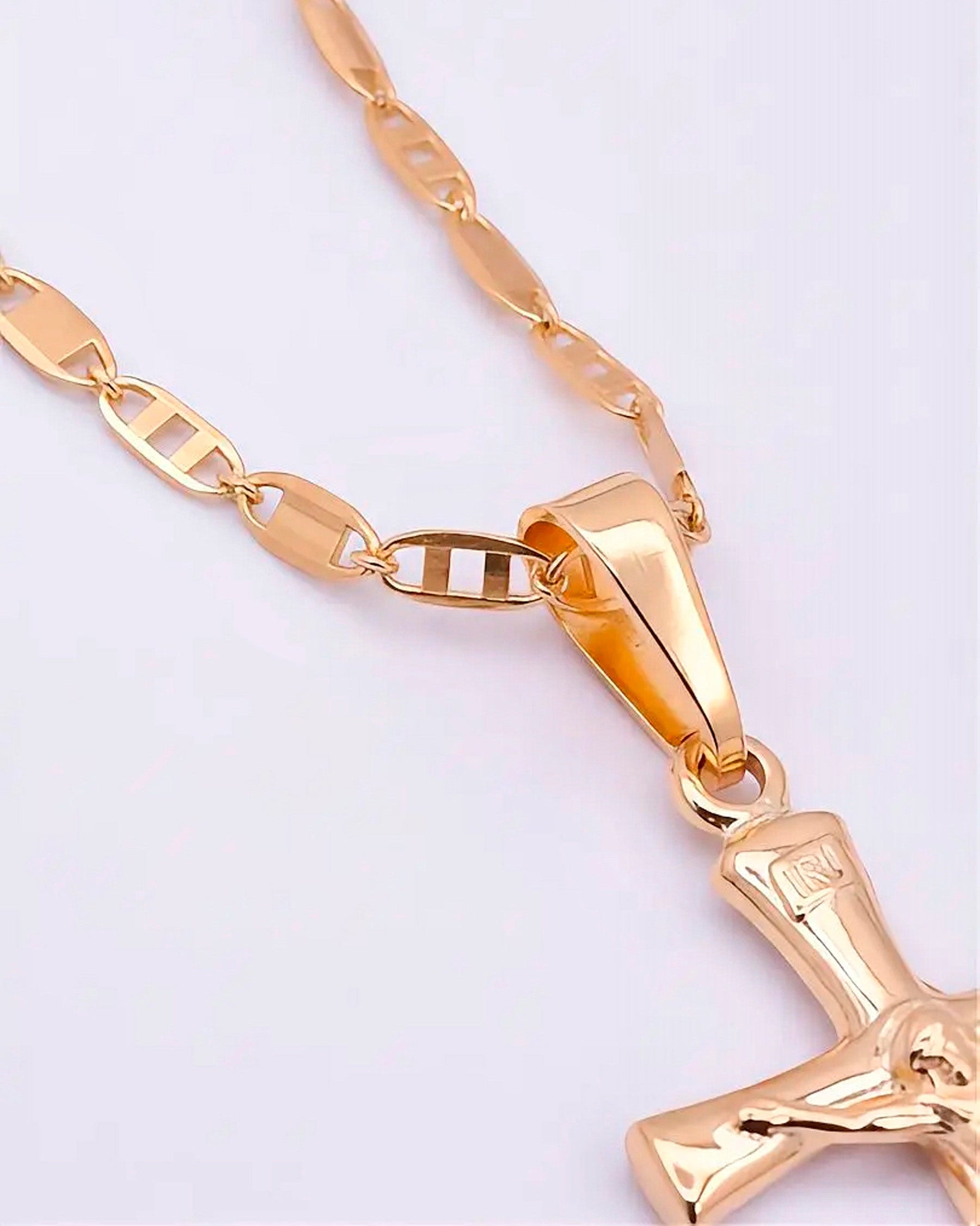 Combo Cadena Escalera Plana 60 cm + Dije Crucifijo