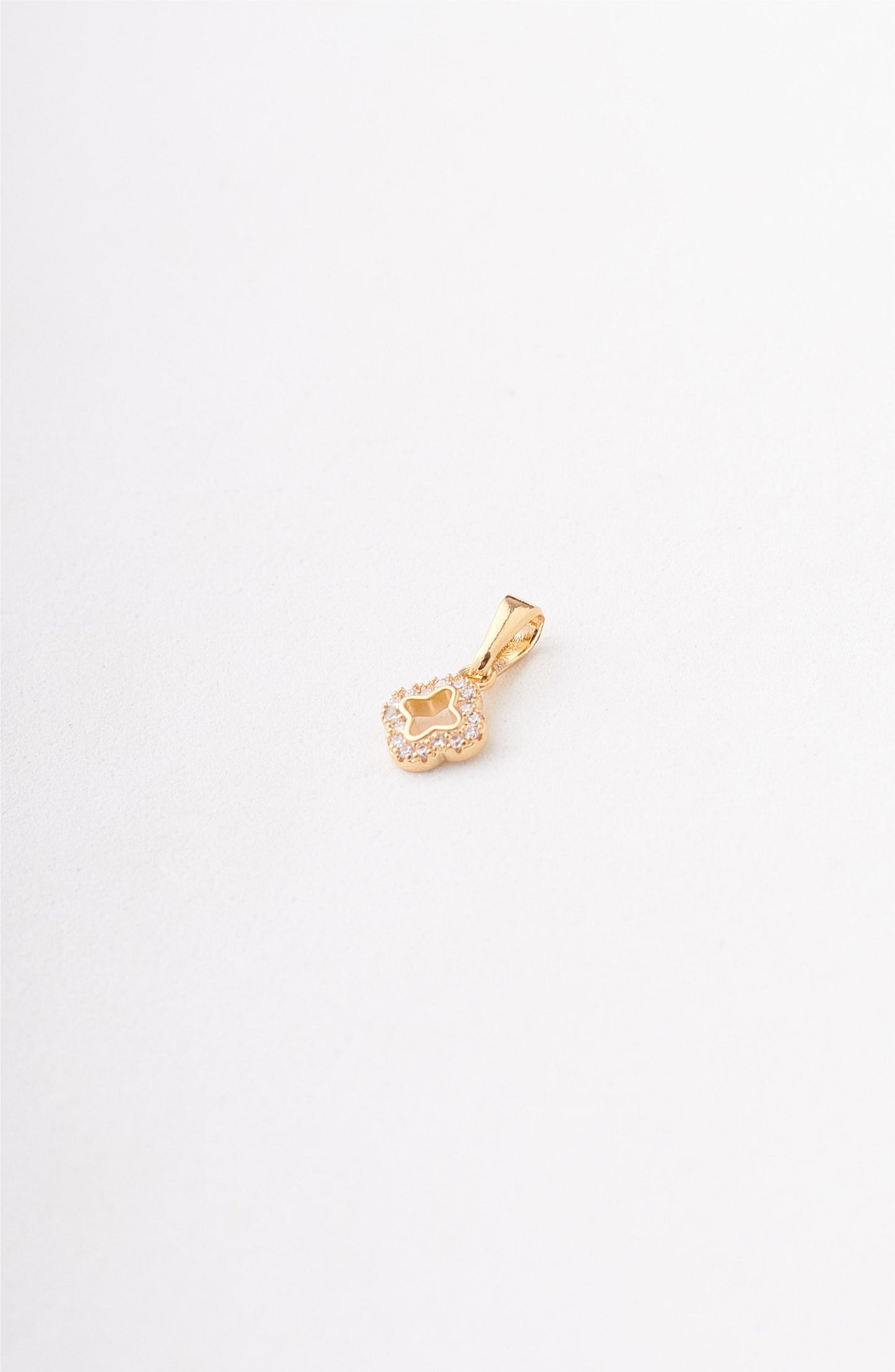 DIJE VAN CLEEF CIRCONES MINI HUECO